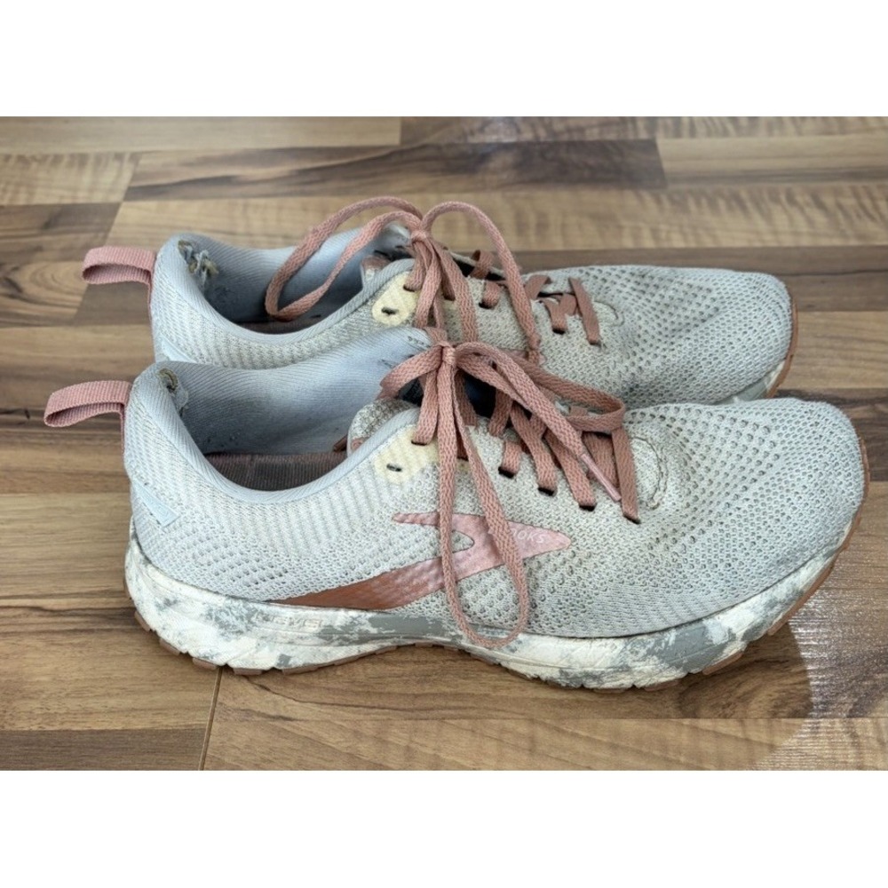 Womens Brooks Revel 5 Clay White Camo Light Pink Running Shoes Walking Size 8